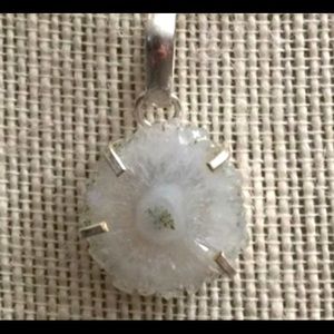 Quartz pendant